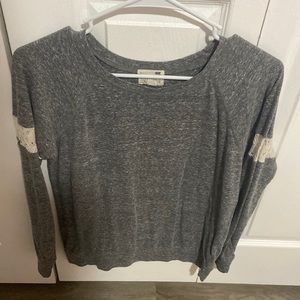 Long sleeve t-shirt